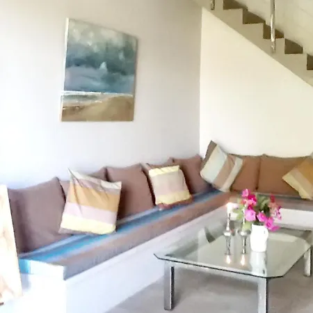 Elegant A 120 M² Avec Piscine Apartment